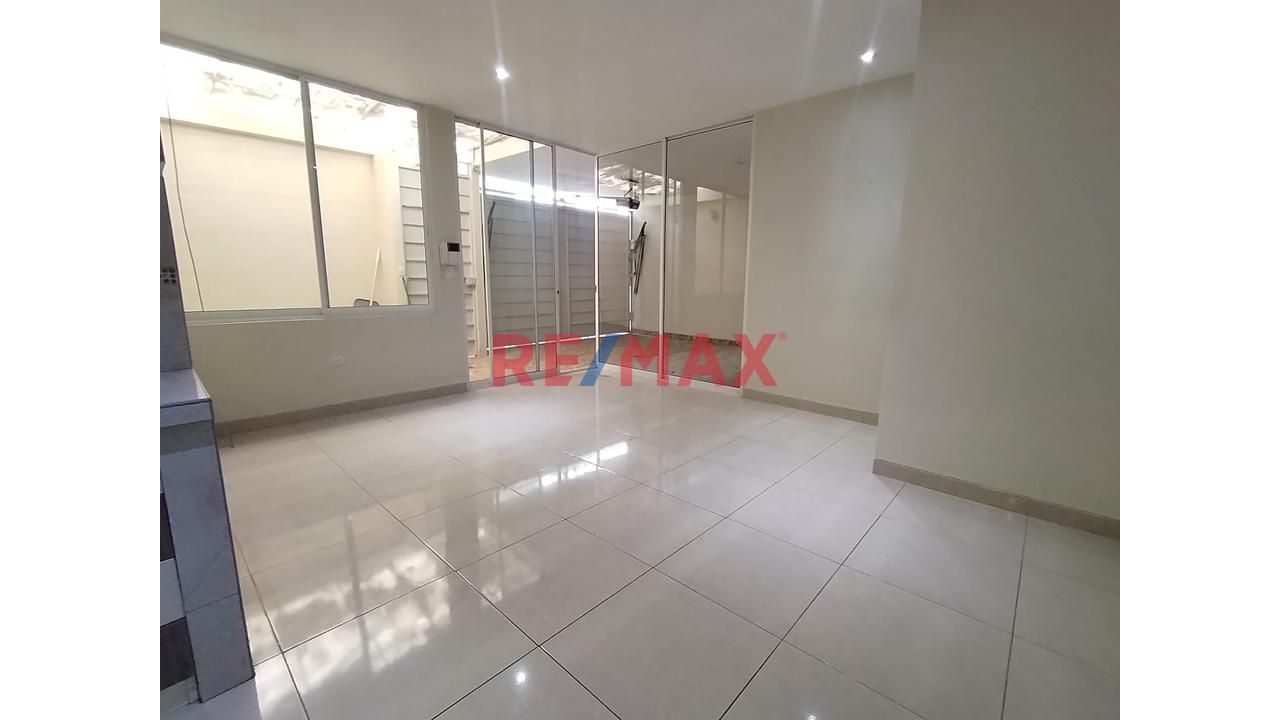 Es Tu Oportunidad De Alquilar Esta Hermosa Casa Con Acabados De Primera, Buen Ambiente Sin Contaminación, Ubicada En Los Ejidos Del Norte