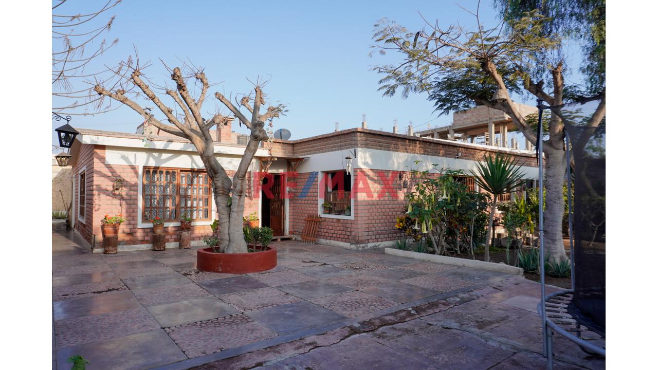 Se Vende Hermosa Casa De Campo A Precio De Terreno.