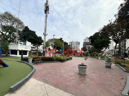 ¿Te Imaginas Vivir Frente A Un Gran Parque? Realiza Tus Sueños Junto Con Tu Familia Y Hazlo Realidad.